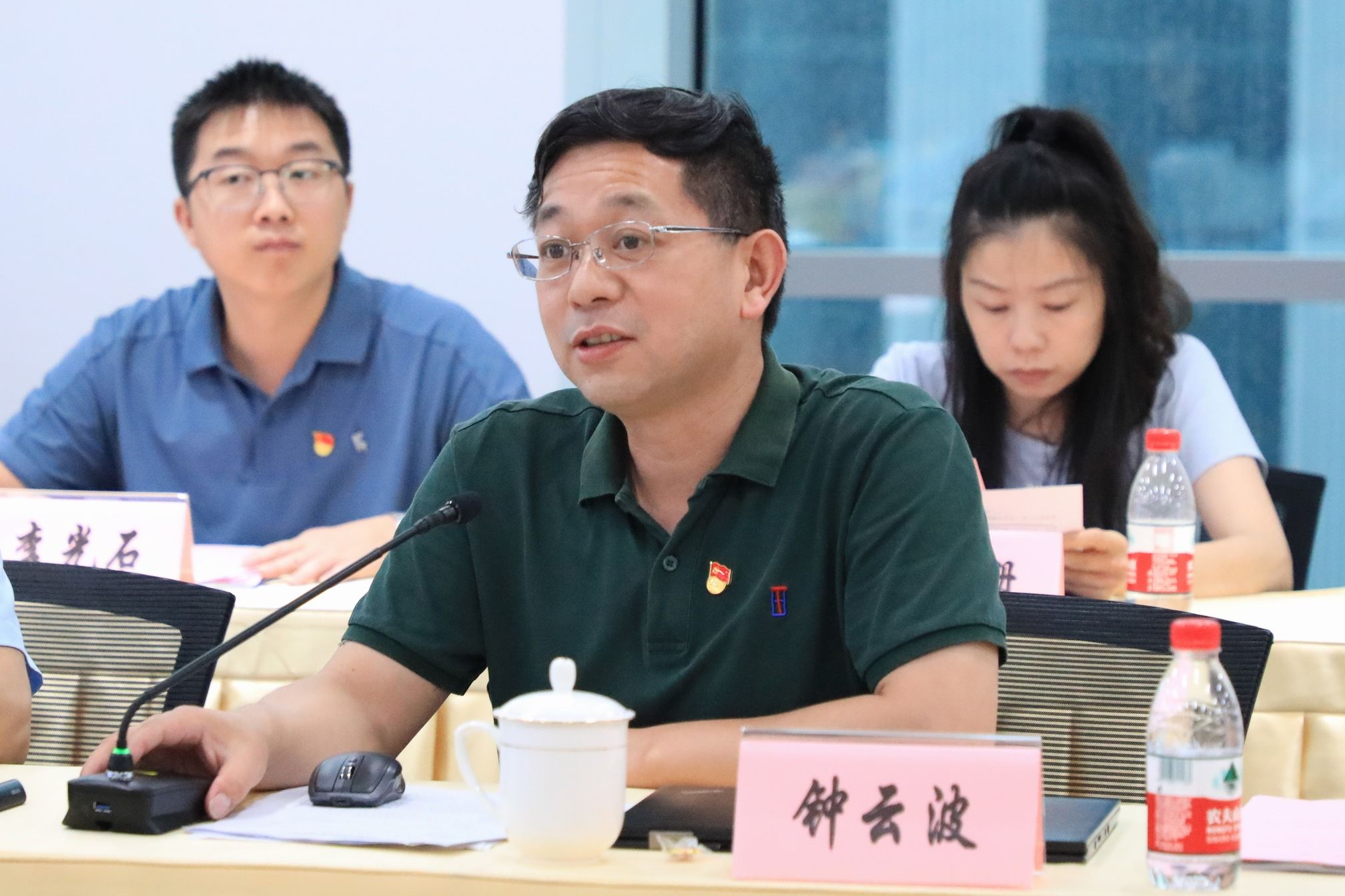 调整大小 钟云波.jpg 调整大小 钟云波.jpg